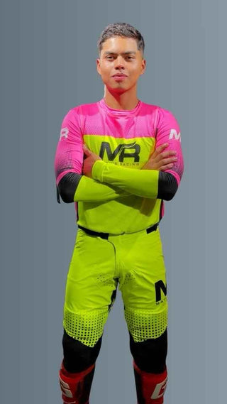 Set Motocross Junior 66 · Fucsia / Neón